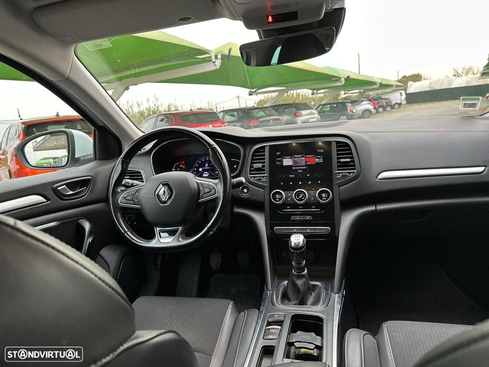 Renault Mégane Sport Tourer - 9
