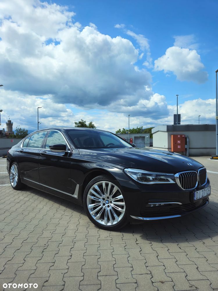 BMW Seria 7 750Li Edition Exclusive - 2