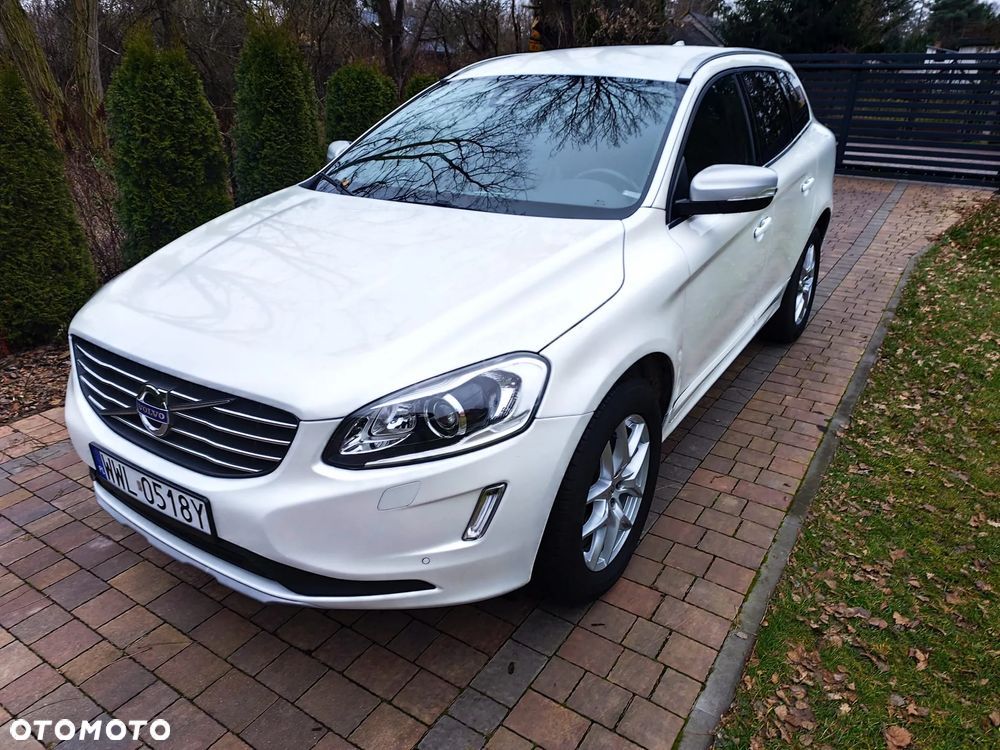 Volvo XC 60 D4 AWD Momentum - 5