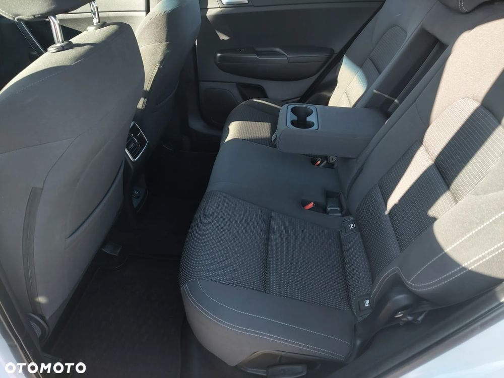 Kia Sportage 1.7 CRDI Business Line 2WD - 9