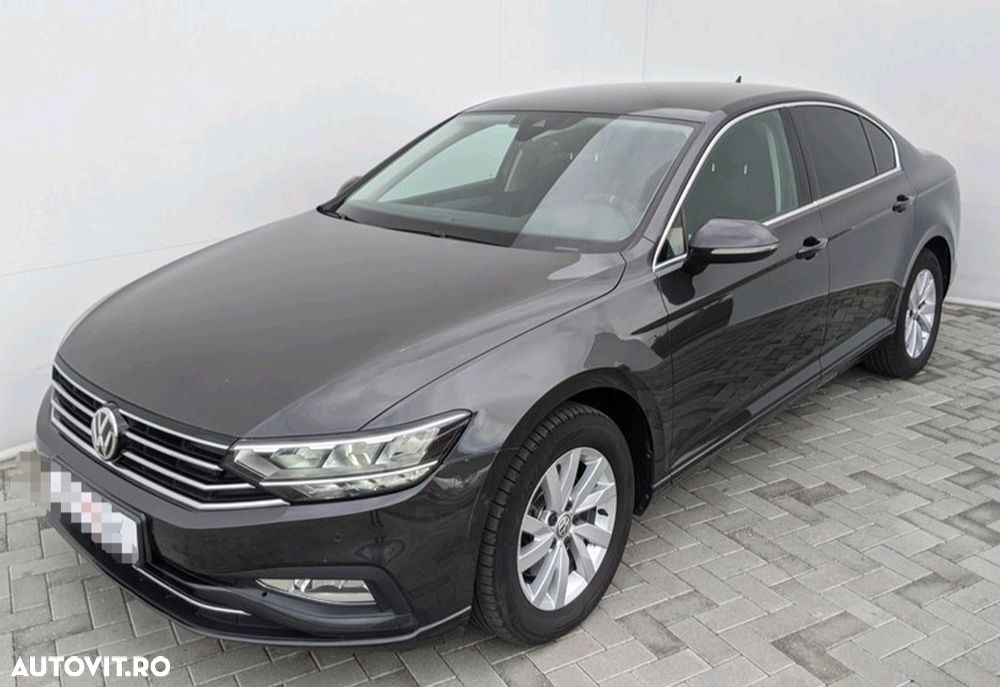 Volkswagen Passat 1.6 TDI SCR DSG Business - 1