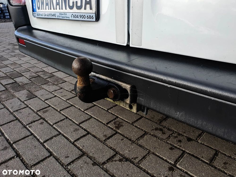 Opel Vivaro - 18