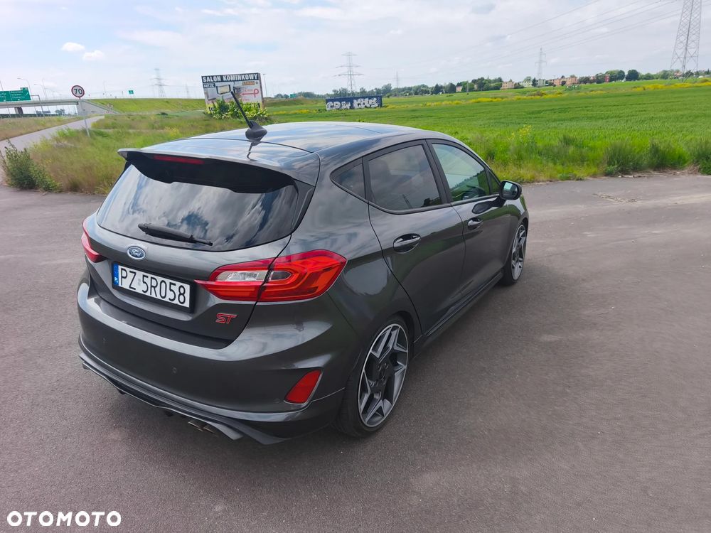Ford Fiesta 1.5 EcoBoost S&S ST X - 11