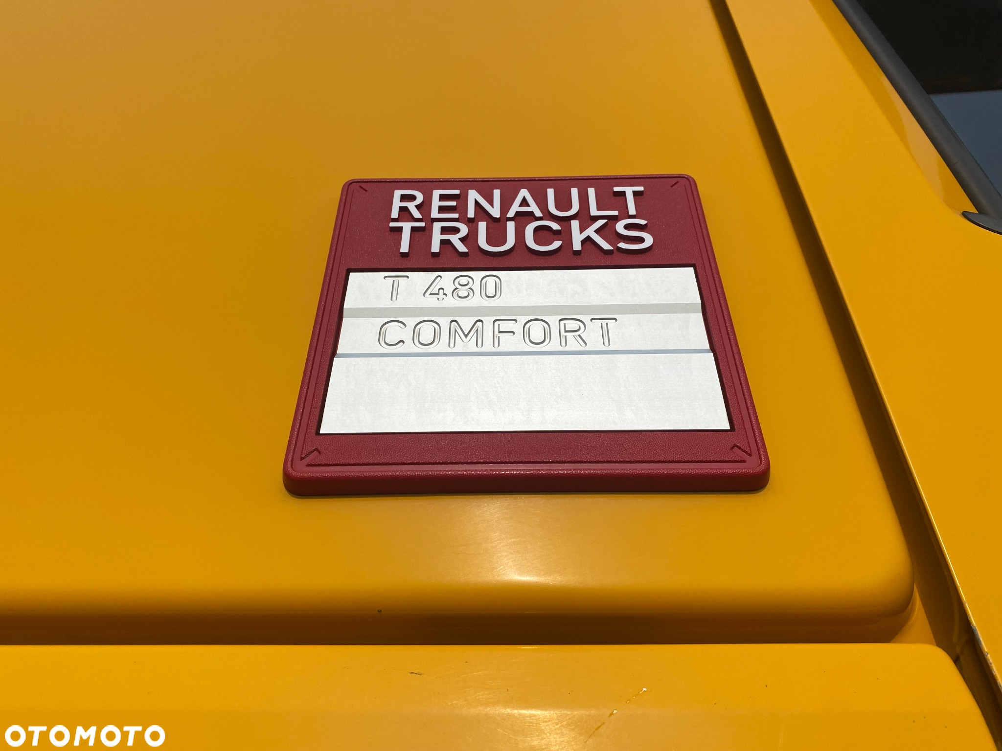 Renault T480 High Sleeper Cab - 6