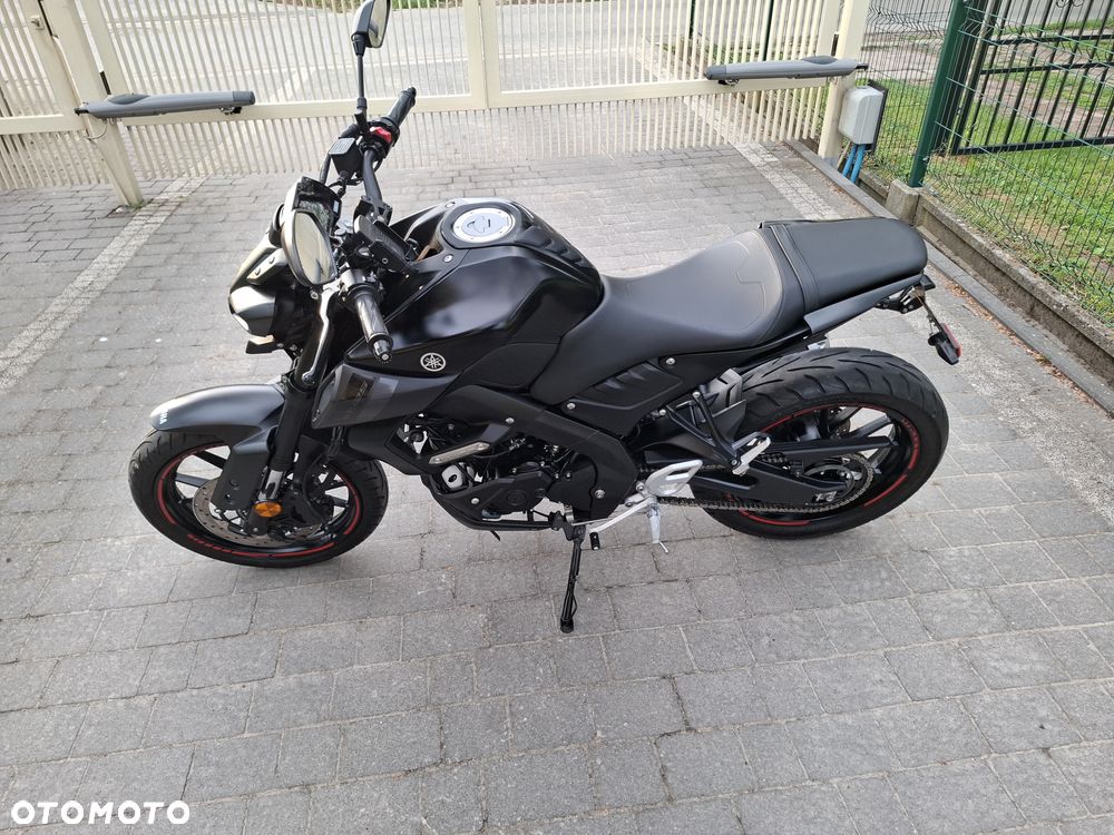 Yamaha MT - 33