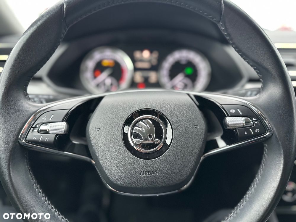 Skoda Superb 1.5 TSI Style DSG - 24