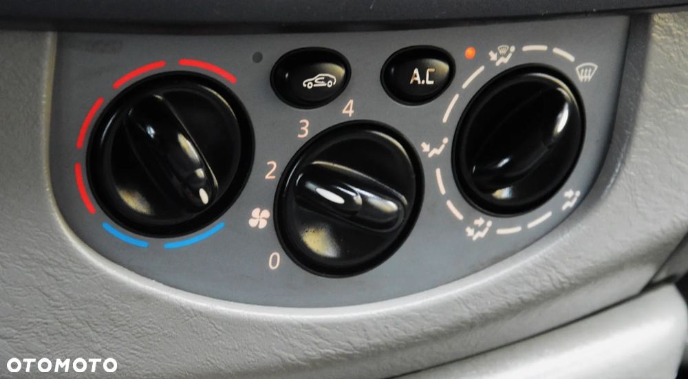 Nissan Primastar - 26