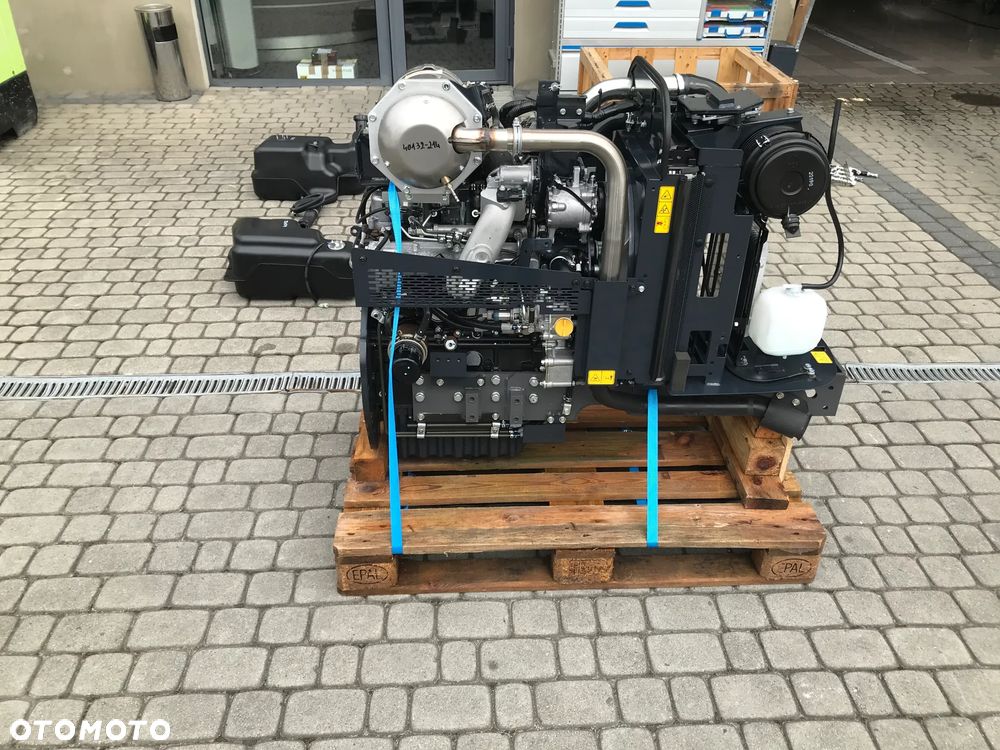 SILNIK ISEKI E4FH 36kW 27000netto MASSEY FERGUSON 2800 E 1800 E 2800 M - 4