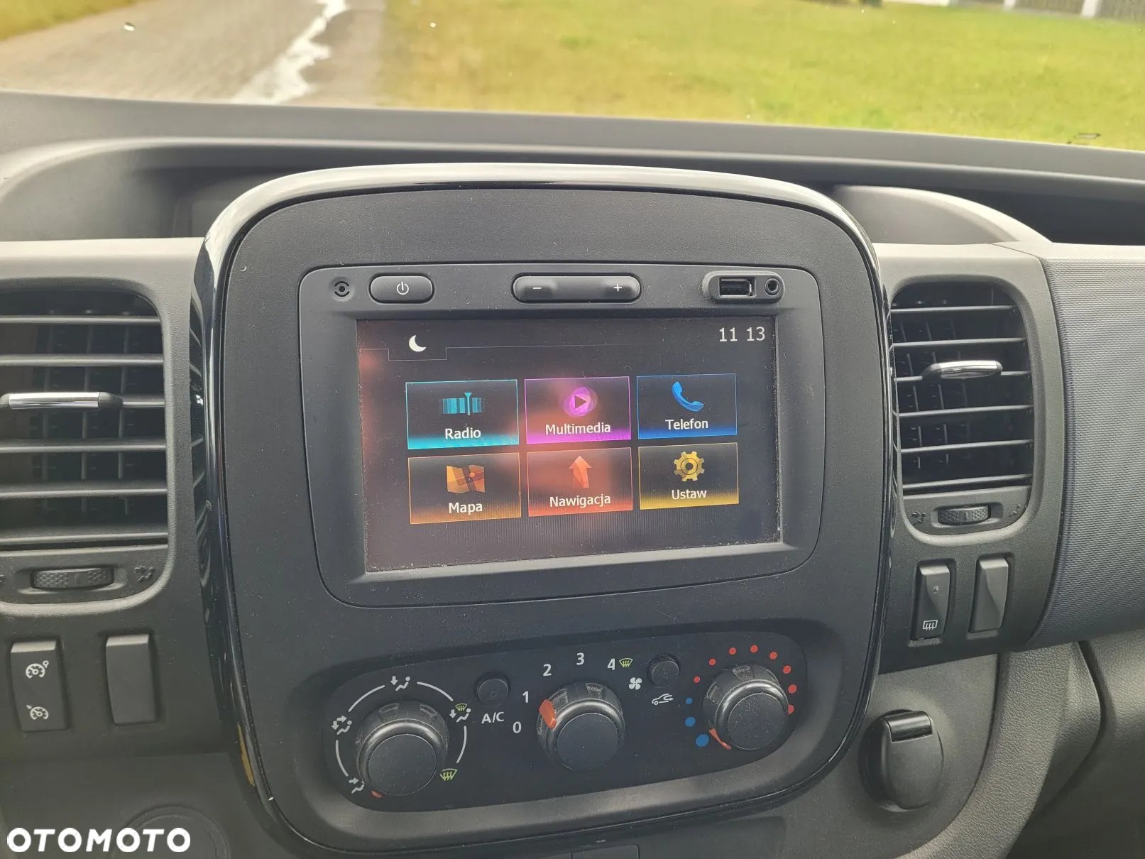 Opel Vivaro 3-osobowy Webasto Nawigacja super stan - 4