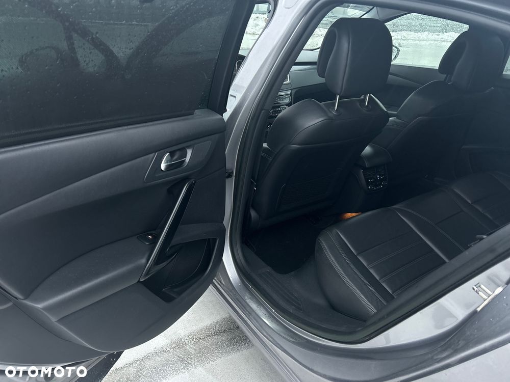 Peugeot 508 RXH 2.0 HDi HYbrid4 - 17