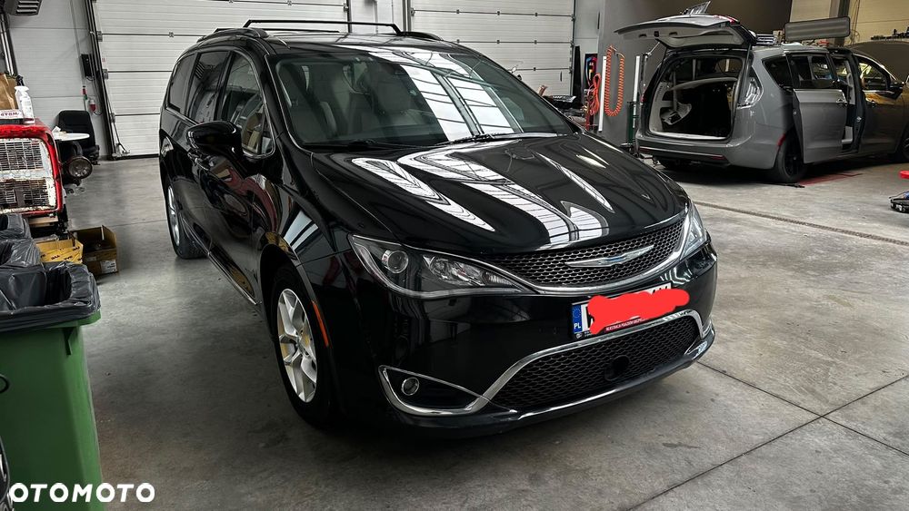 Chrysler Pacifica