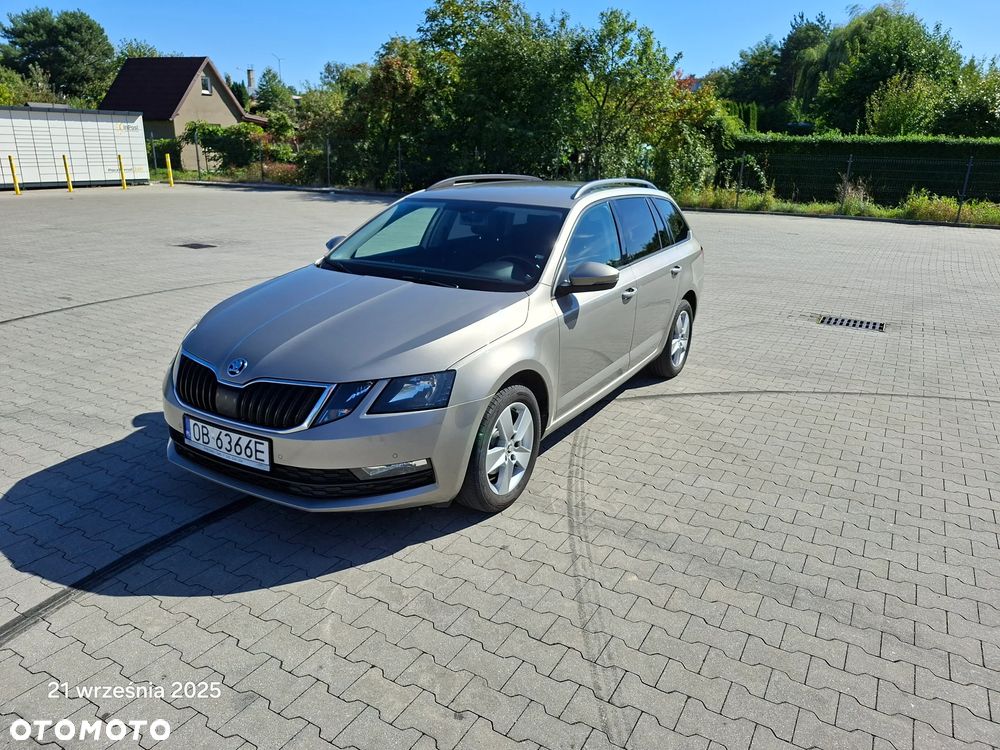 Skoda Octavia ver-1-6-tdi-ambition - 1