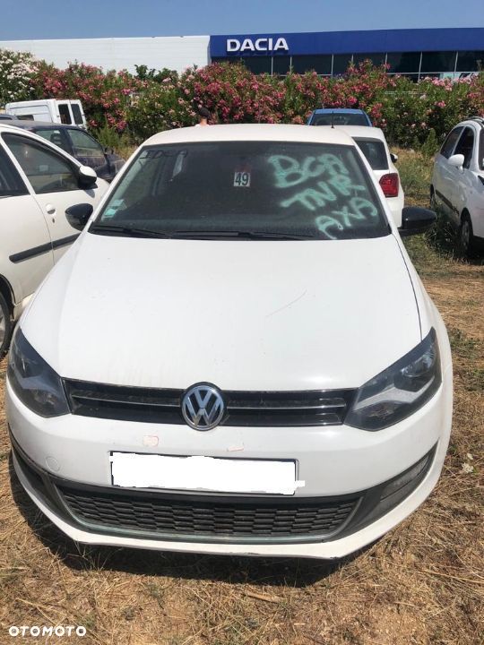 VW POLO 6R TAPICERKA FOTELE KPL. 3D - 1