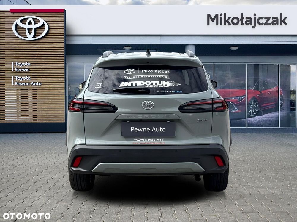 Toyota Corolla Cross - 8