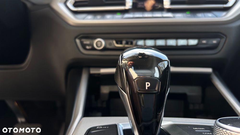 BMW Seria 3 318d - 7