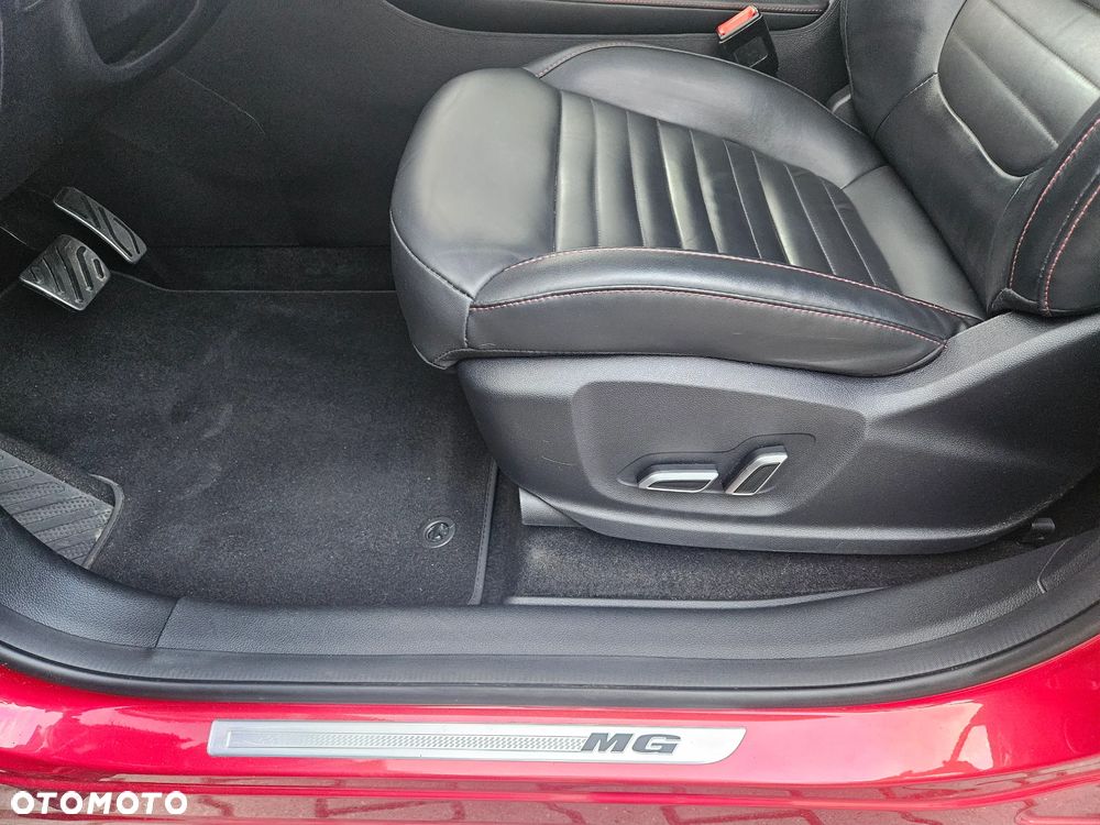 MG EHS 1.5T-GDI Luxury - 13
