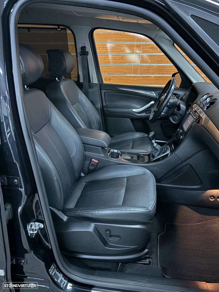 Ford Galaxy 2.0 TDCi Titanium Business - 9