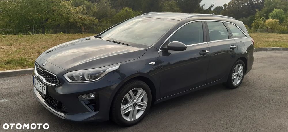 Kia Ceed 1.6 CRDi Vision - 1