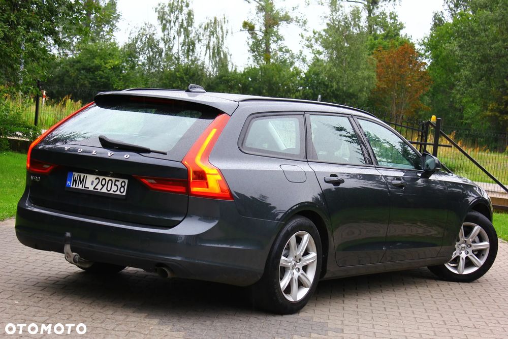 Volvo V90 D3 Momentum - 8