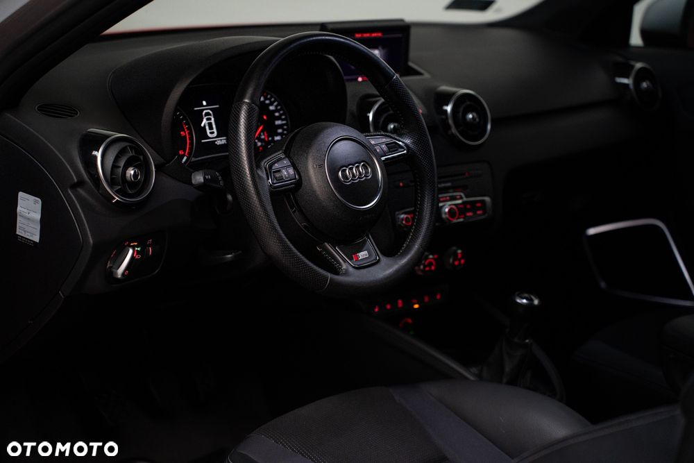 Audi A1 1.6 TDI S line edition - 26