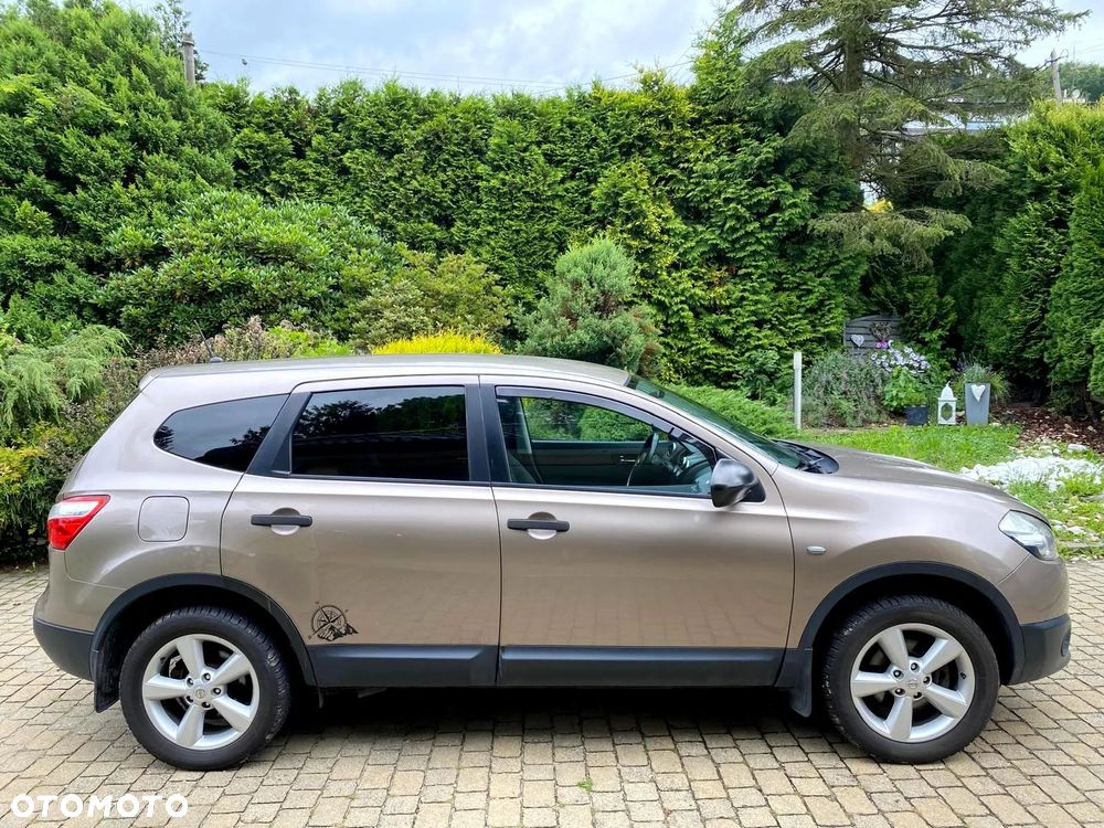 Nissan Qashqai+2 2.0 Tekna Premium - 23