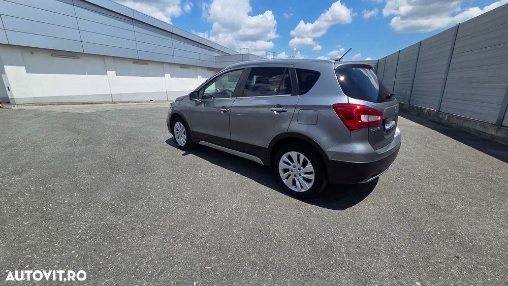Suzuki S-Cross - 8