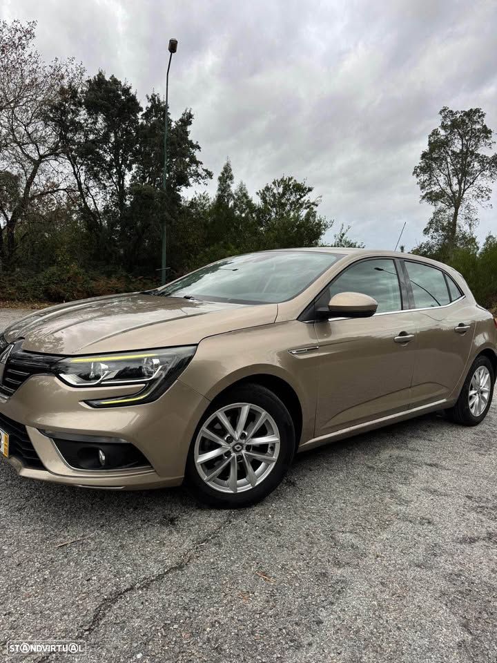 Renault Mégane 1.5 dCi Intens - 2