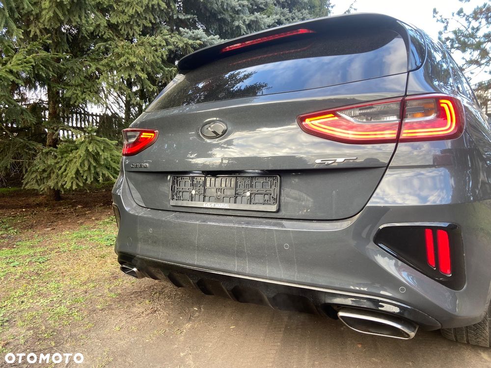 Kia Ceed 1.6 T-GDI GT - 3