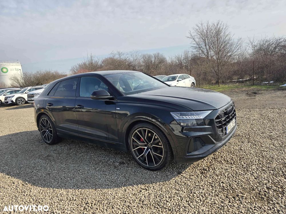 Audi Q8 - 2