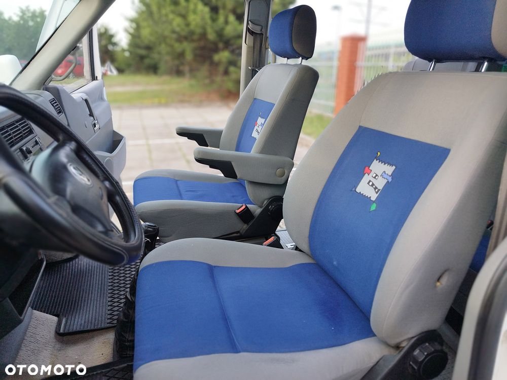 Volkswagen Transporter - 12