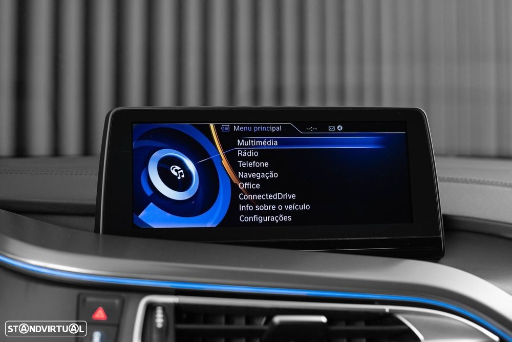 BMW i8 Standard - 24