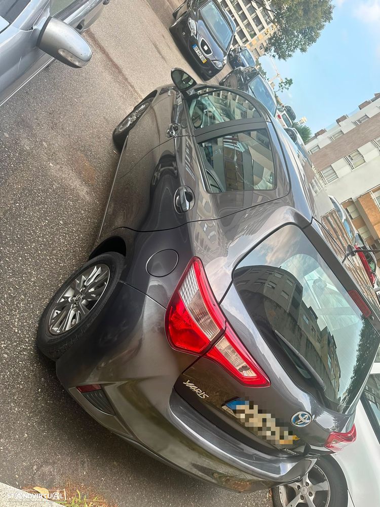 Toyota Yaris - 2