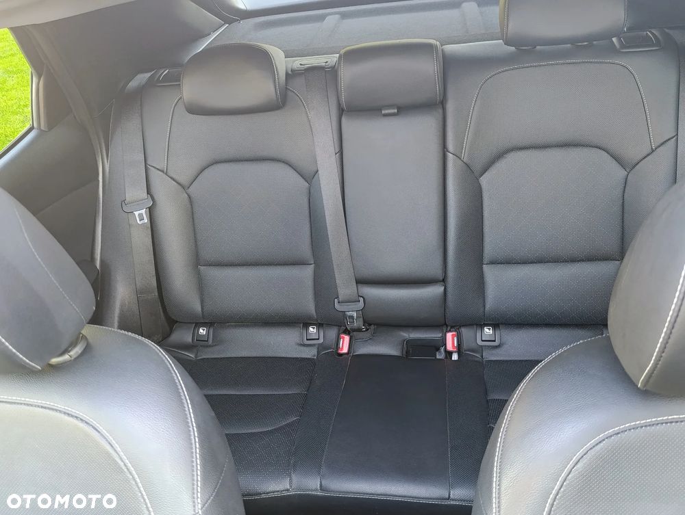 Kia XCeed - 16