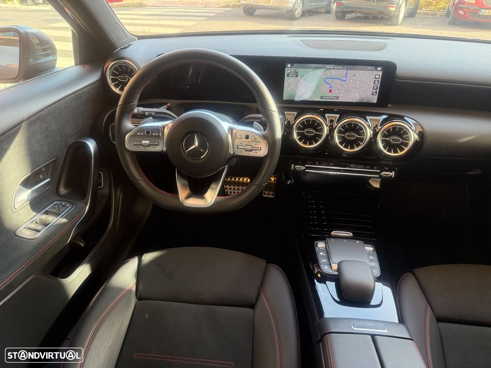 Mercedes-Benz A 250 e AMG Line - 29