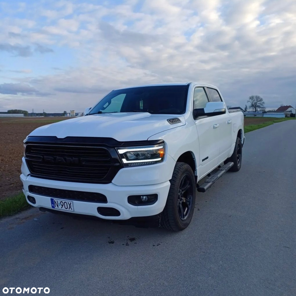 Dodge RAM 1500 5.7 4x4 - 4