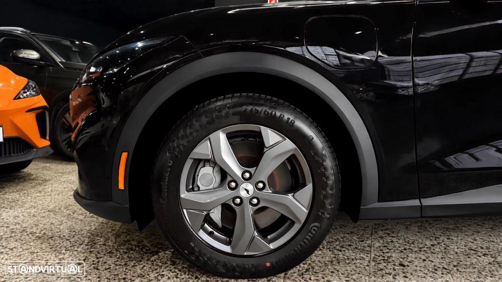Ford Mustang Mach-E 75.7 kWh Base - 8