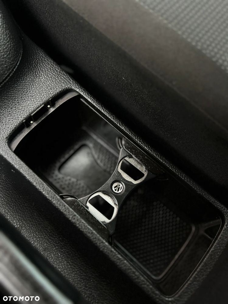 Volkswagen Golf - 26