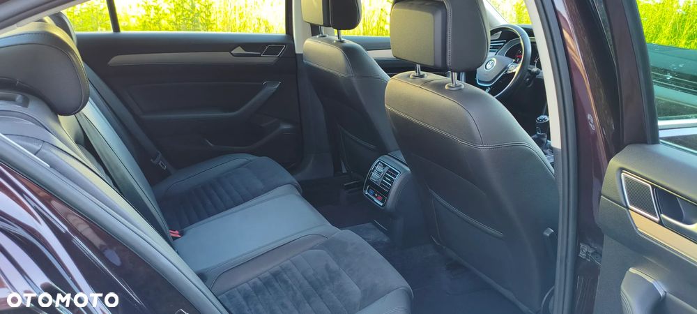 Volkswagen Passat 1.4 TSI ACT (BlueMotion Technology) Highline - 21