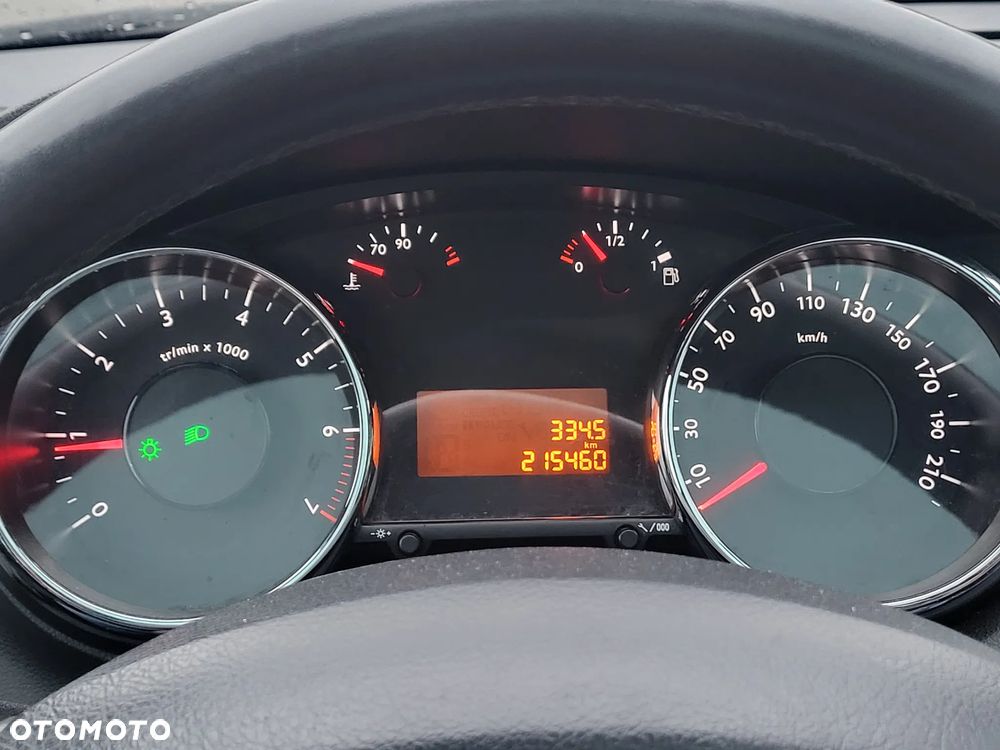 Peugeot 5008 1.6 THP Active 7os - 27