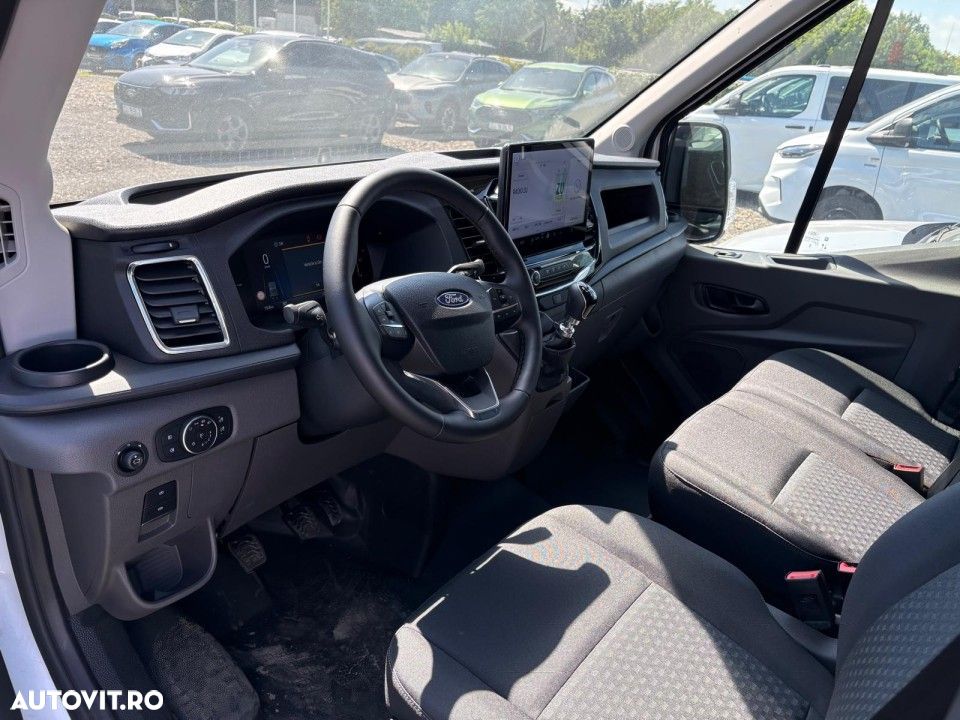 Ford Transit - 11