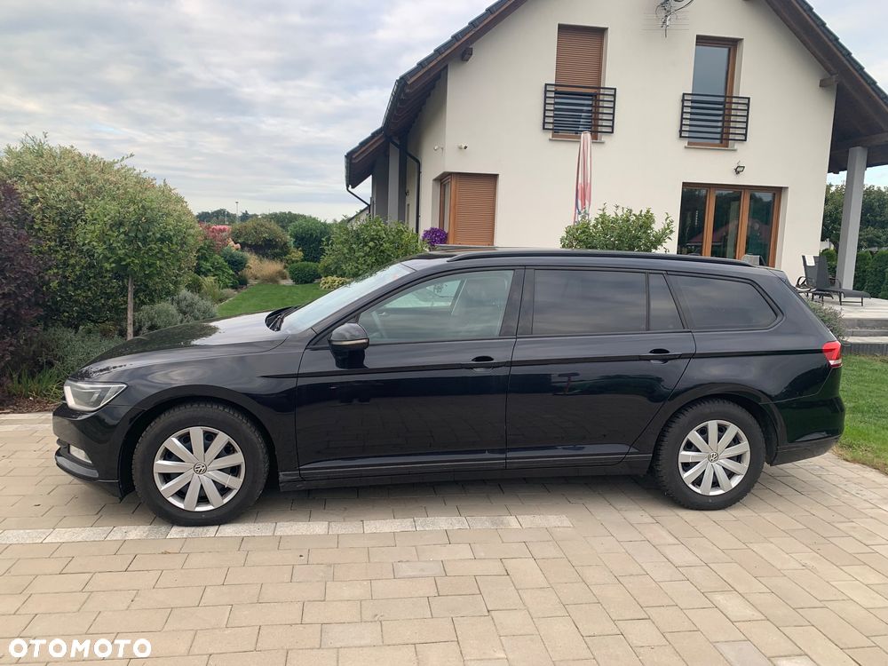 Volkswagen Passat Variant 2.0 TDI (BlueMotion Technology) Trendline - 13