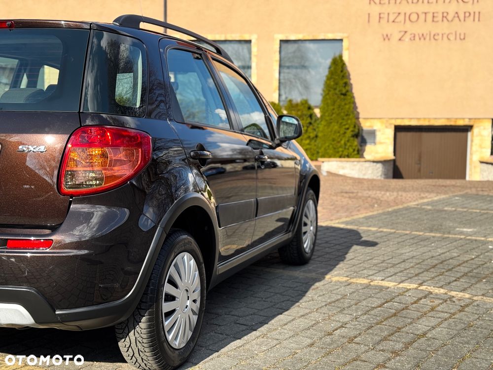 Suzuki SX4 1.6 Premium - 30