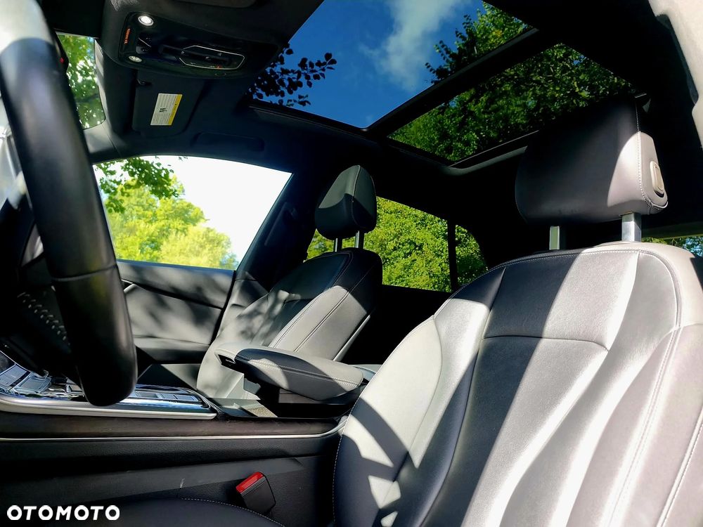Audi Q8 55 TFSI mHEV Quattro Tiptronic - 8