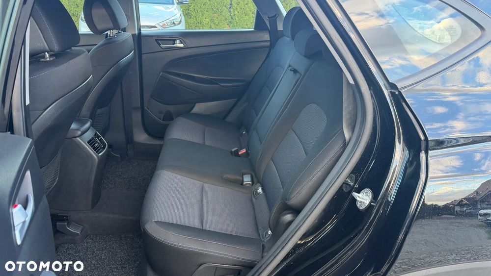 Hyundai Tucson 1.6 GDI BlueDrive Design 2WD - 30