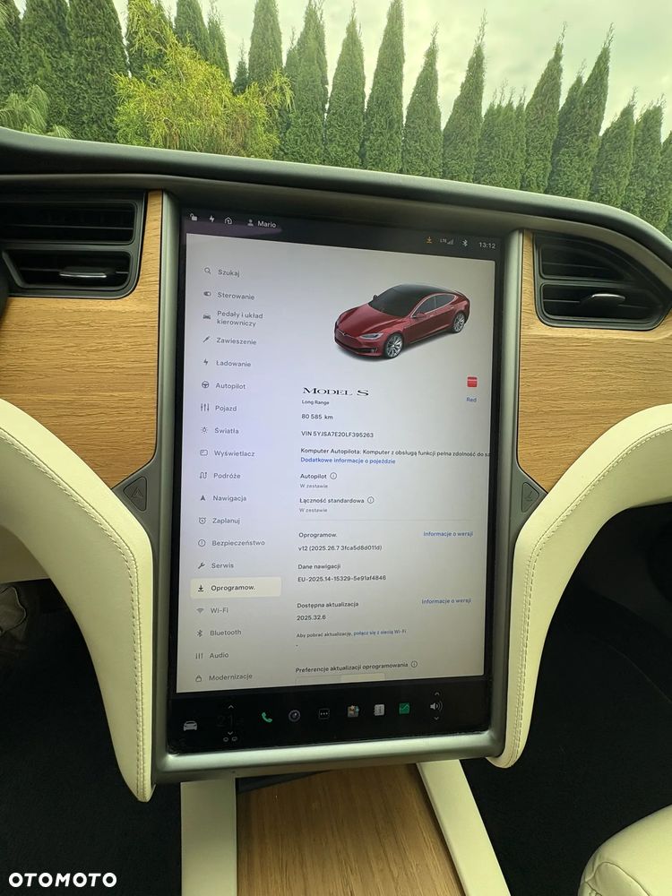 Tesla Model S - 15