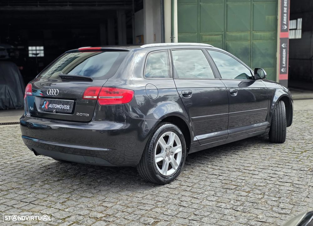Audi A3 Sportback 2.0 TDi Attraction - 5