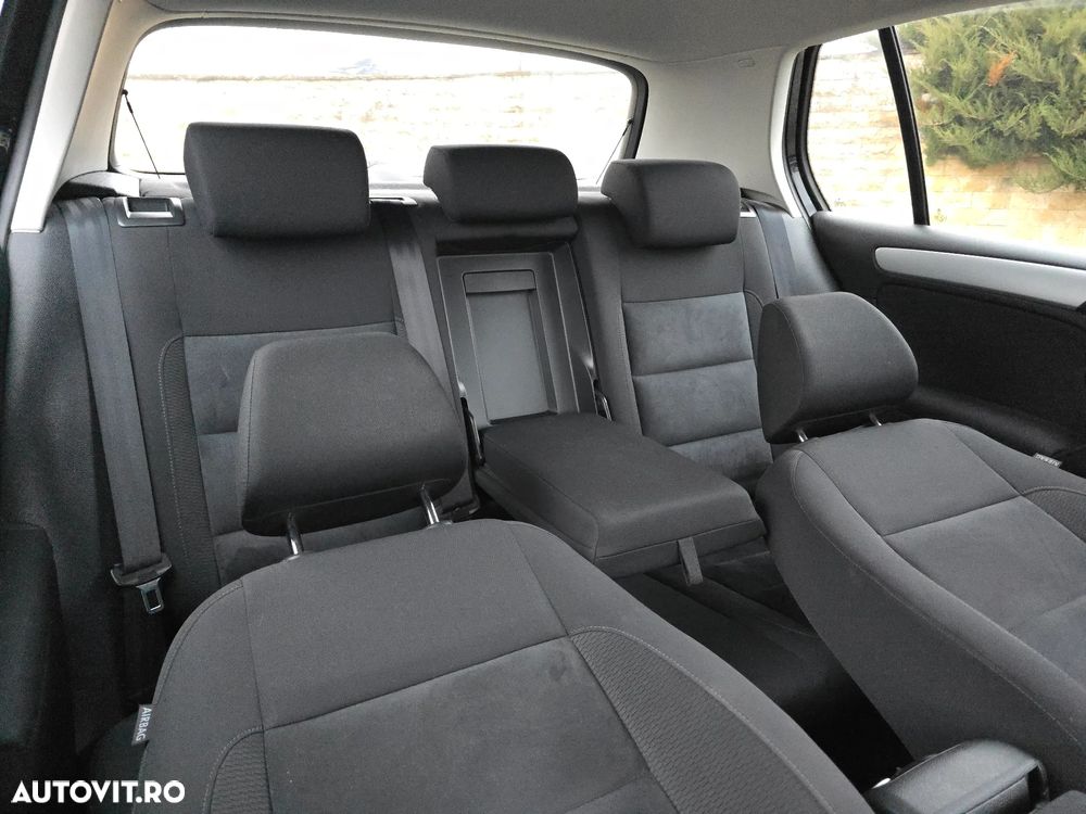 Volkswagen Golf 1.4 TSI BlueMotion Technology DSG Highline - 11