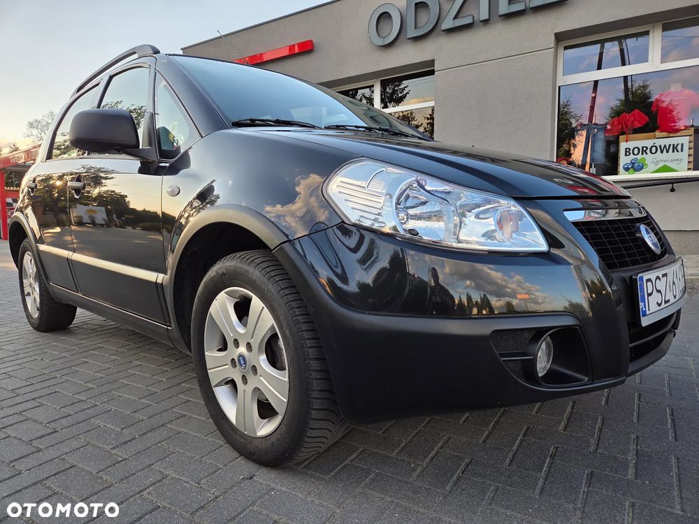 Fiat Sedici 1.6 16V 4x2 Emotion - 1