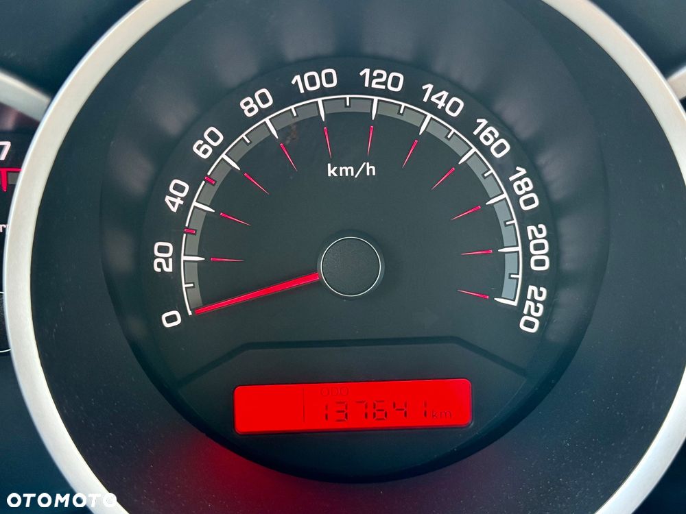Kia Venga 1.4 CVVT Vision - 25