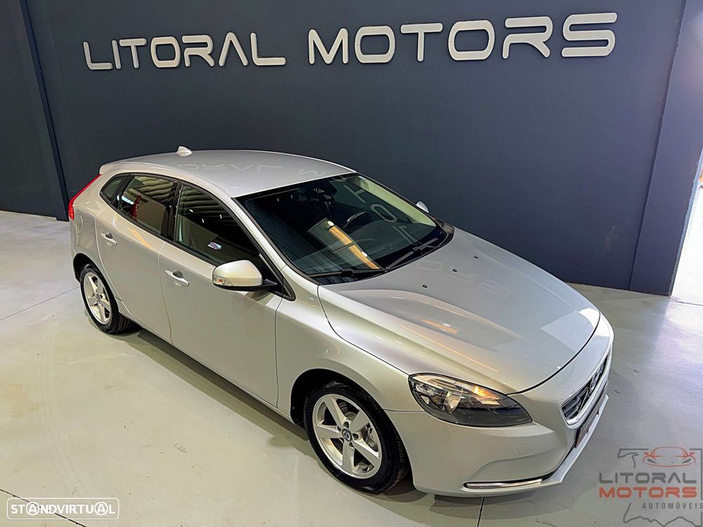 Volvo V40 1.6 D2 Momentum Powershift Eco - 2